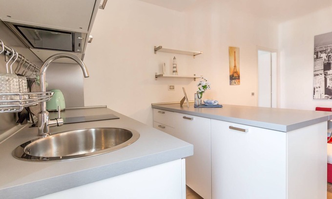 Chinatown Apartment | Alessia's Flat - Sarpi 3