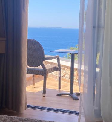 Himare Bed & Breakfast | Alex Boutique Hotel