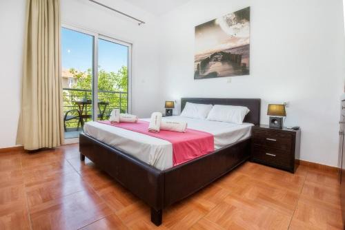 Potos Apartment | Alexandra