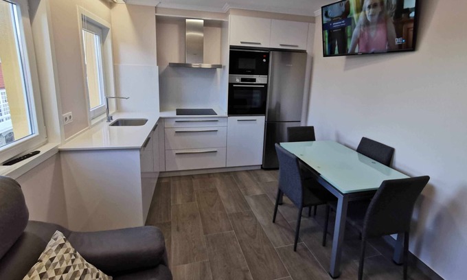 Malpica de Bergantinos Apartment | Alfareiro Apartment (3 bedrooms)