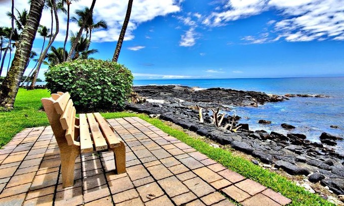 Kailua-Kona Apartment | Ali'i Banyan Breeze
