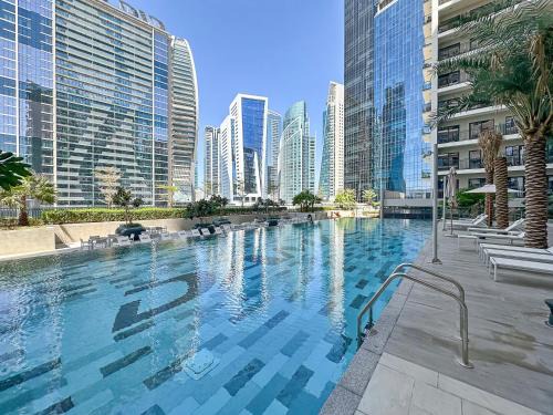 Downtown Dubai Apartment | Aliving Stylish 1BR Zada Tower Business bay-1617