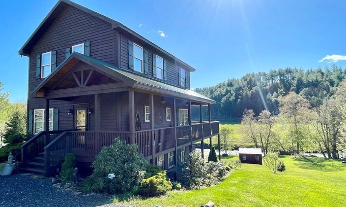 West Jefferson Cabin | All Decked Out - West Jefferson