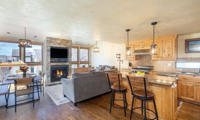 Telluride Condo | All-Season Comfort Steps to River + Hot Tub Access