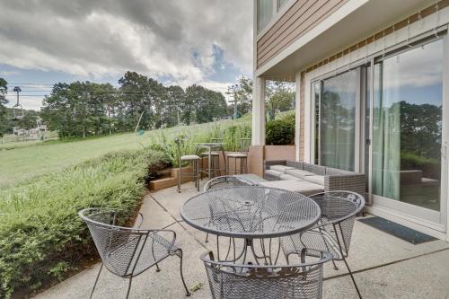Wintergreen Apartment | All-Season Fun! Wintergreen Resort Condo with Views