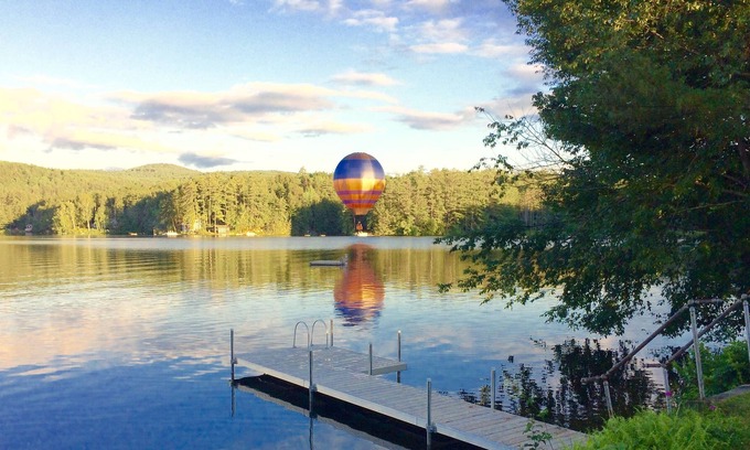 Post Mills House | All-Season Lake Fairlee Cottage Retreat, Private Dock & Spacious Lawn