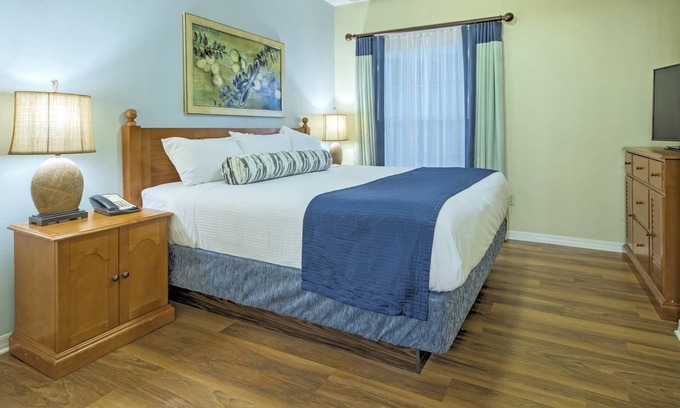 Kissimmee Resort | All Suite Resort near Old Town Amusement Park and Disney World