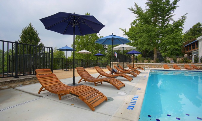 Boiling Springs Hotel | Allenberry Resort