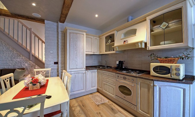 Castelnuovo del Garda House | Alley Mincio Home