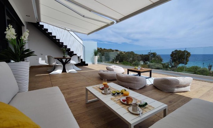 Villajoyosa Apartment | ALLONBAY sea front luxury penthouse