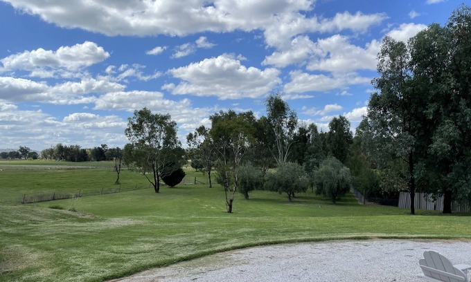 Central Mudgee House | Almas 10 Acres on the River in the middle of Mudgee Town!