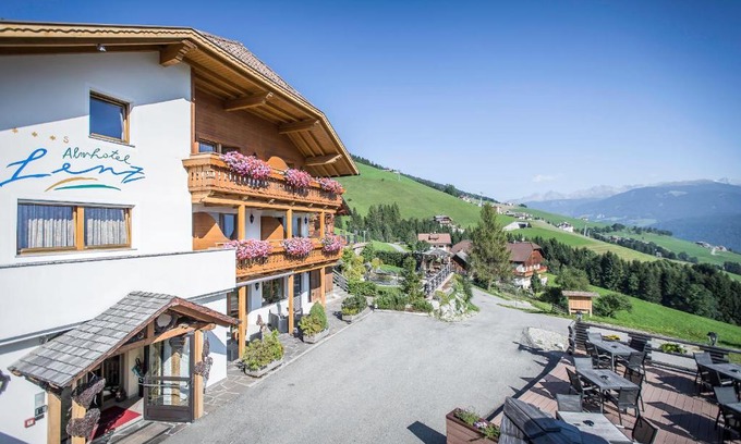 Casola Hotel | Almhotel Lenz