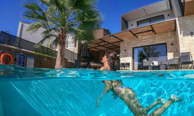 Plaka Villa | Almi-Cove Hilltop Villa II