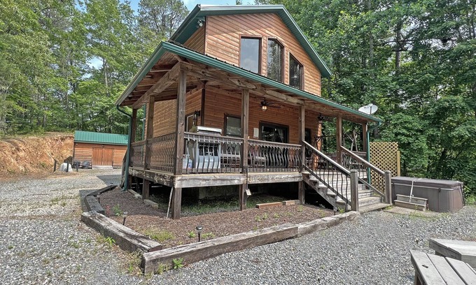 Bryson City Cabin | Almond Joy Near Lake Fontana