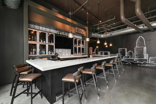 Charlotte Center City Hotel | Aloft Charlotte City Center
