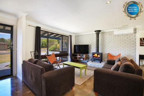 Shoalhaven Heads House | Aloha - Short Drive to Berry & The Beach - Fireplace and Firepit