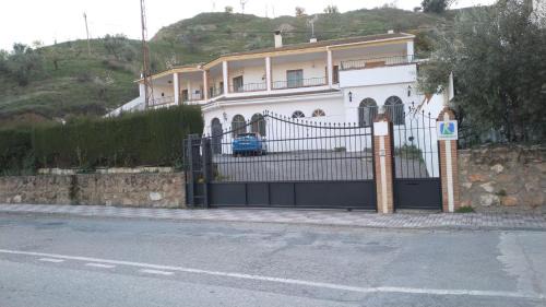 Frailes House | Alojamiento Árdales