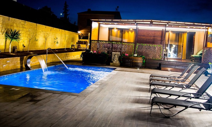 Villajoyosa Villa | Alonis Suites Satori - Family Villa with Jacuzzi, Pool and BBQ