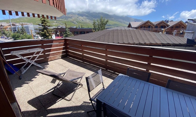 Jeux Apartment | ALPE D’HUEZ APARTMENT 6 people Résidence l'OURS BLANC