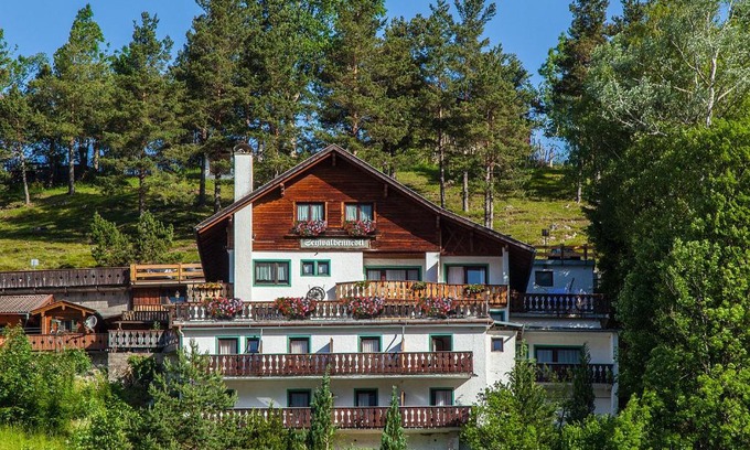 Mittenwald House | Alpenappartements Schwalbennestl
