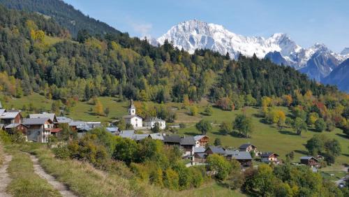 Feissons-sur-Salins Apartment | alpes studio