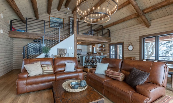 Alpine Northeast Cabin | Alpine Hollow ~Gorgeous kitchen ~Hot tub ~Views! ~Perfect Location on 3 acres
