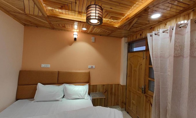 Theog House | Alpine Valley Homestay
