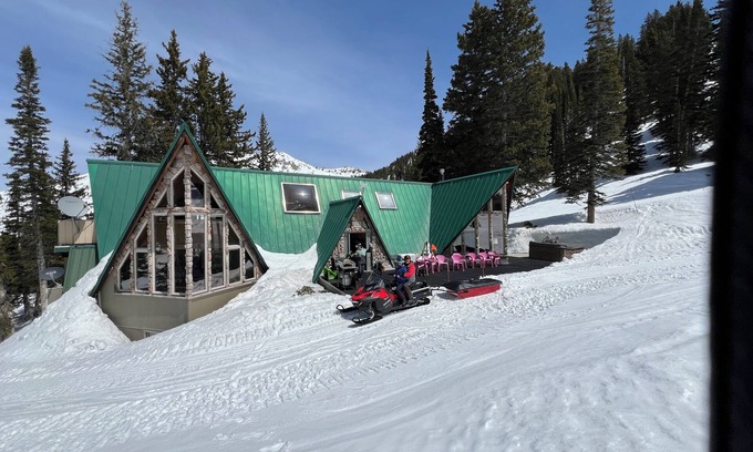 Salt Lake Mountain Resorts Cabin | Alta Supreme Chalet TRUE Ski In, Ski Out mid mountain slope side, Hot tub, WiFi