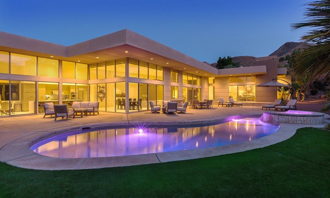 Mirada Estates House | 'Alta Vista' Hilltop views & modern luxury