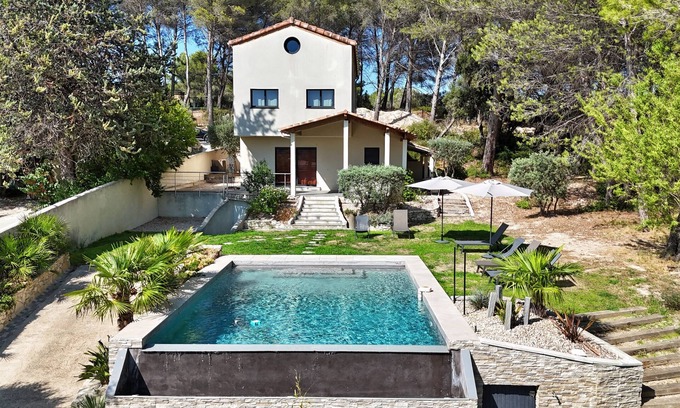 Ventabren House | Altinea - Family Home with Infinity Pool