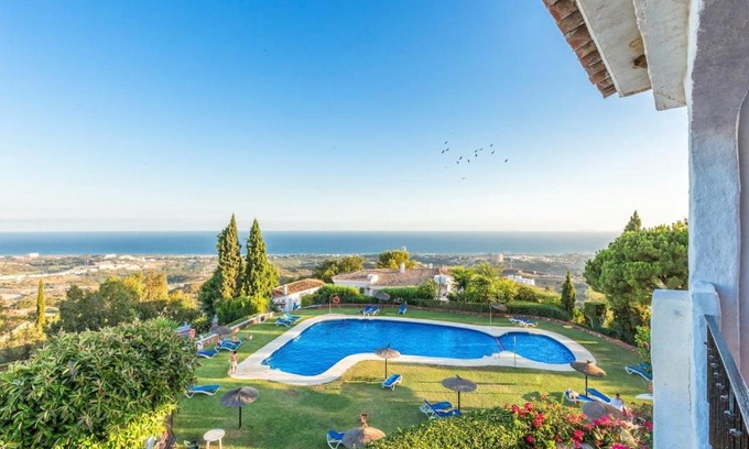 Centro Apartment | Altos de Marbella - Vistas, terraza