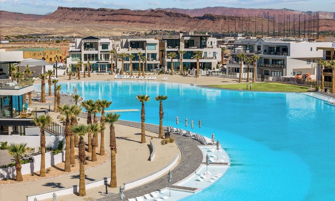 St. George House | Always an Adventure: Desert Color Lagoon + Beaches, Hot Tub!