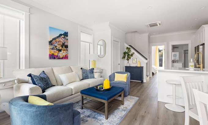 River District Apartment | Amalfi @ The Cove Riverwalk Villas