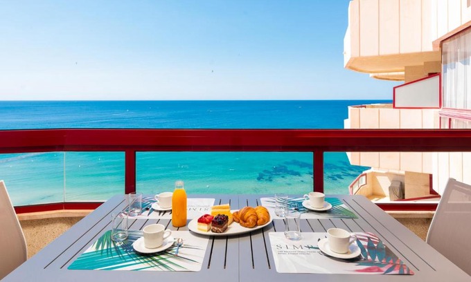 Calpe City Center Apartment | AMATISTA BEACH - Apartamento primera línea