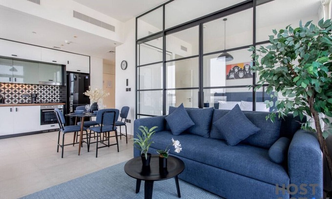 Dubai Apartment | Amazing 2BR in Collective 2