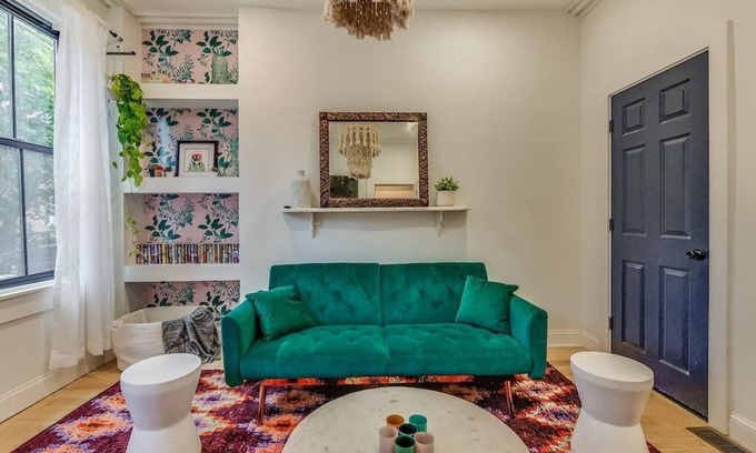 Graduate Hospital Apartment | Amazing 3 BDR | Hosted By StayRafa