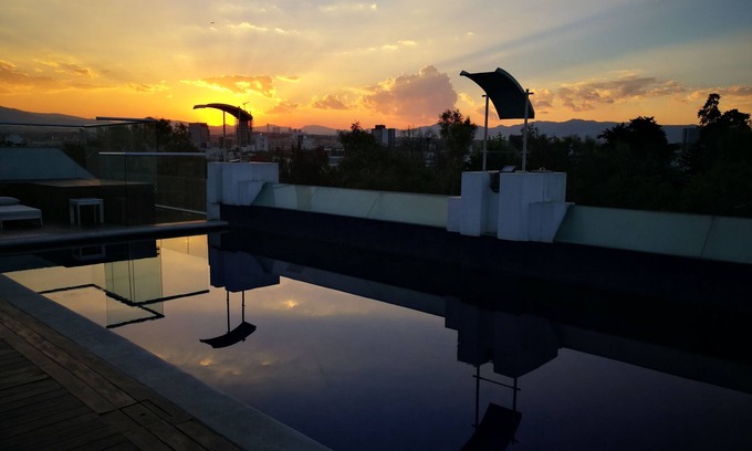 La Condesa Condo | Amazing 5star RooftopPool , Snackbar, Private office & terrace! Best location