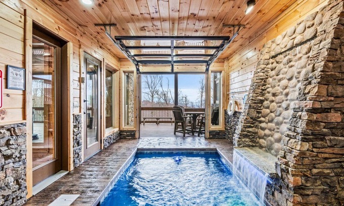 Bluff Mountain Cabin | Amazing BRAND NEW Pool Cabin, Incredible Views and Amenities