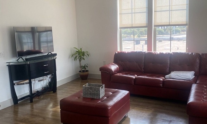 Dallas Condo | Amazing Condo Downtown Area Deep Ellum