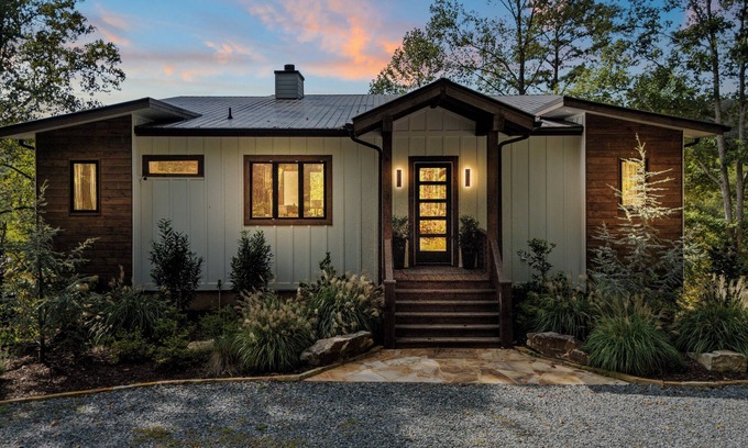 Blue Ridge Cabin | Amazing Game Room! Close to town on 3 tranquil acres with a babbling creek.