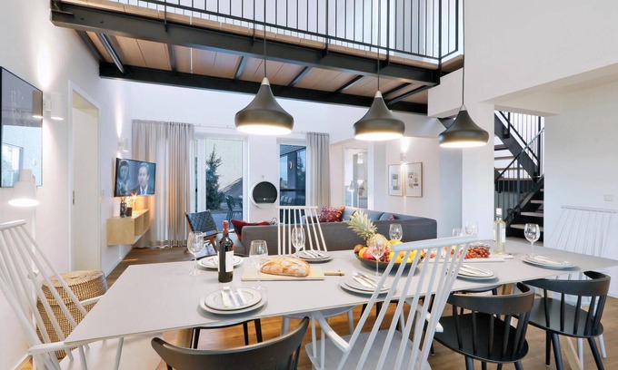 Lembruch House | Amazing home in Lembruch/Dümmer See