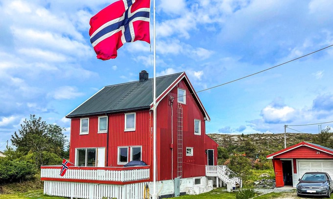 Hitra House | Amazing home in Knarrlagsund with WiFi