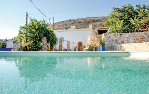 Malaxa House | Amazing Home In Malaxa, Chania