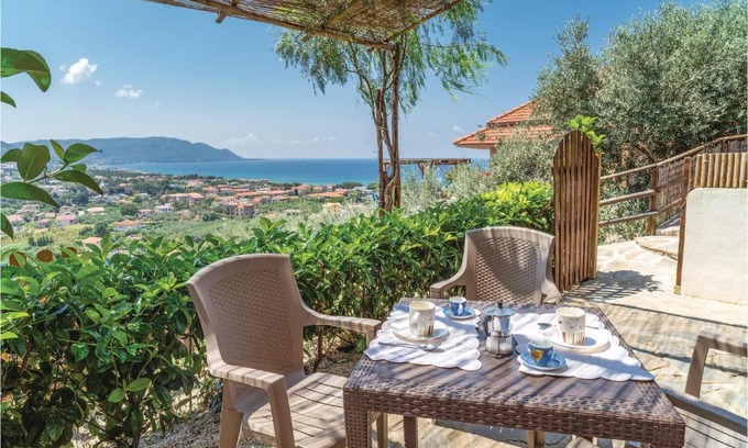 Castellabate House | Amazing Home In S M Di Castellabate