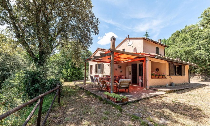 Sassetta House | Amazing home in Sassetta with WiFi