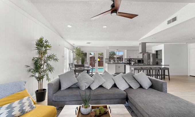 Richardson House | Amazing Home with Private Heated Pool and Game Room Great Location!