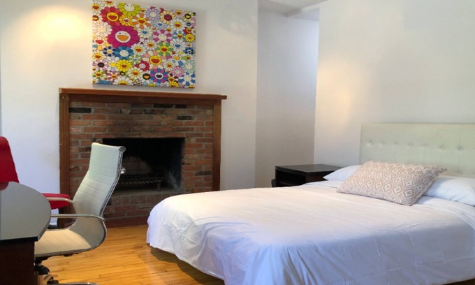 Shaughnessy Village House | Amazing location downtown - 3 bedroom - 1 month or more stays