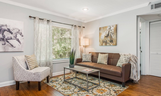 Midtown Condo | Amazing Midtown Location by Piedmont Park.