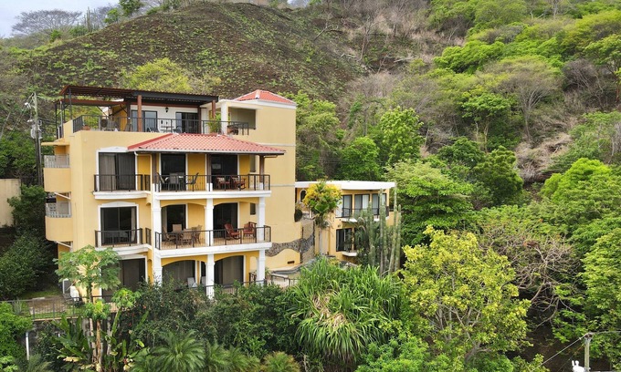 Coco Condo | Amazing Ocean View atop Coco Cliffs