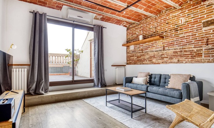 Eixample Apartment | Amazing Penthouse 2BR+2 huge private terraces, by Blueground